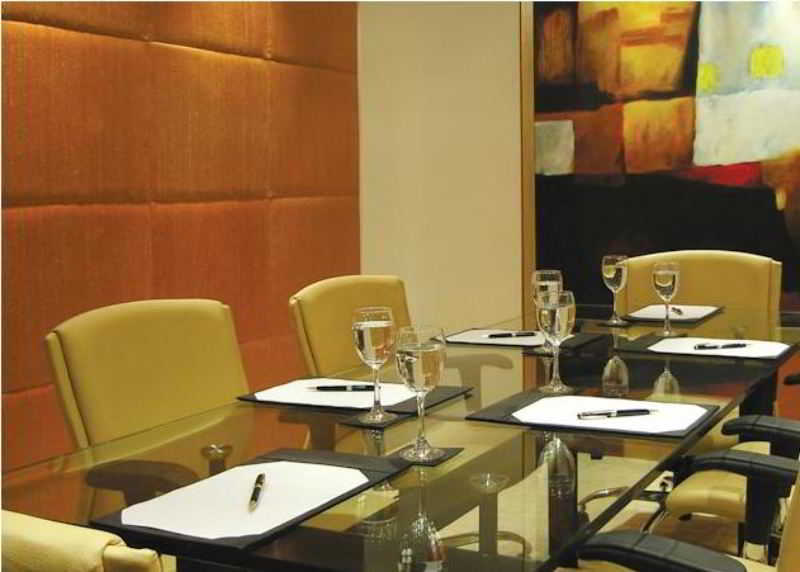 فندق تاج تشانديغر Chandīgarh المظهر الخارجي الصورة Meeting room